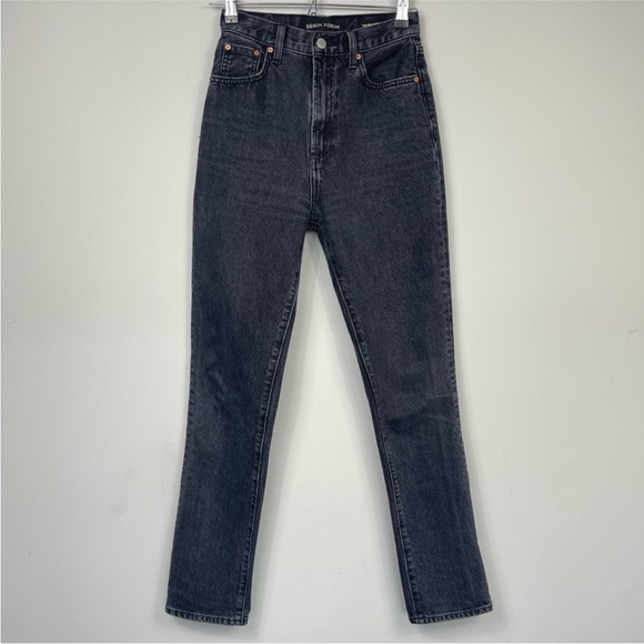 Aritzia Denim Forum The Nina Super High Ciagrette 30L Size 24. - Picture 3 of 8